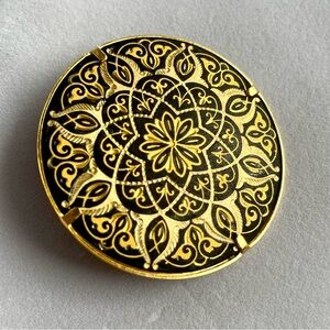 Vintage Damascene Spanish Black and Gold Brooch